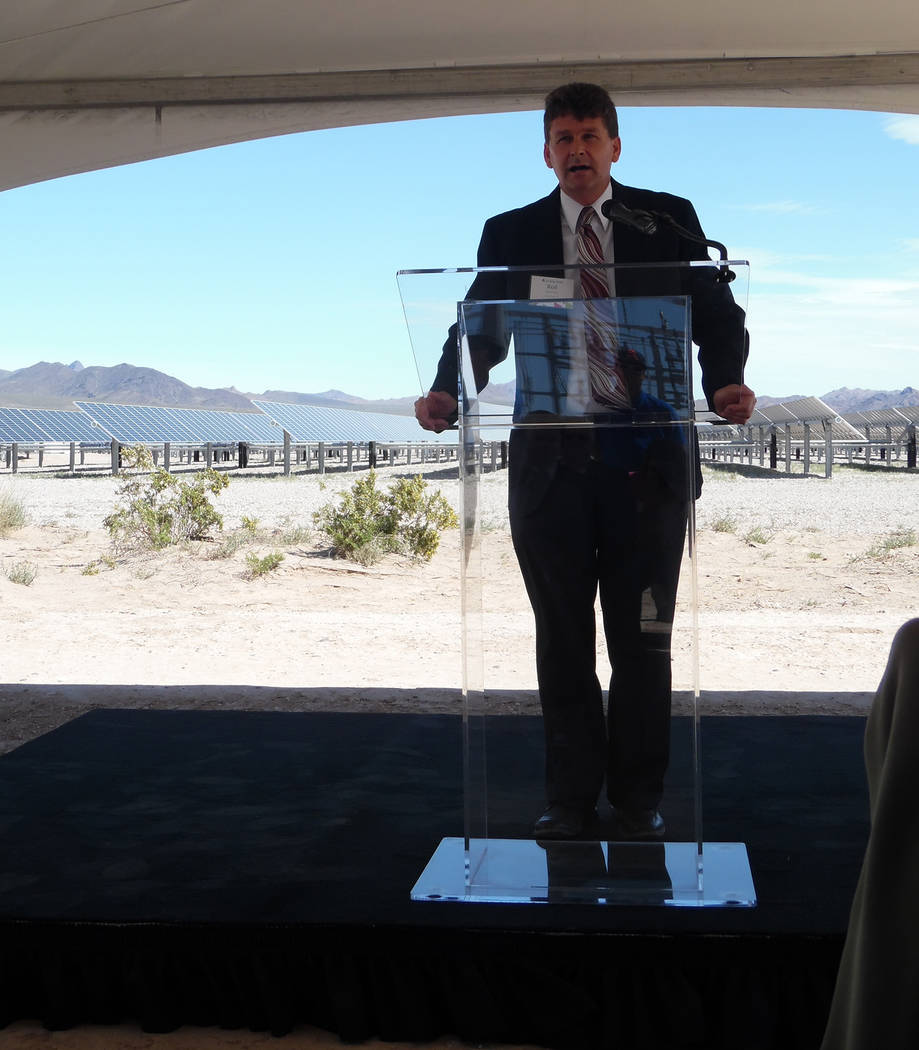 Hali Bernstein Saylor/Boulder City Review
Boulder City Mayor Rod Woodbury spoke about the impact the solar industry has on the city during the dedication of the Boulder Solar I facility on Tuesday.