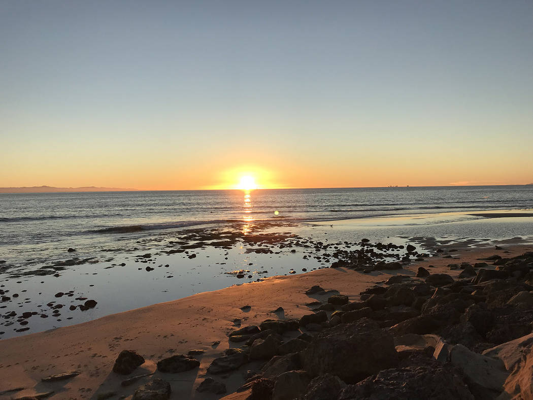 li Bernstein Saylor/Boulder City Review
The sun sets over the Pacific Ocean on Nov. 7 at Hobson Beach Park in Ventura, California.