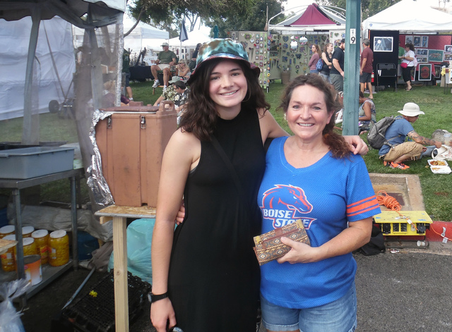 Hunter Terry/Boulder City Review
Ally, left, and Cheree Brennan attended Art in the Park on Saturday and Ally, who was attending the event for the first time, said she loved the history and cultur ...