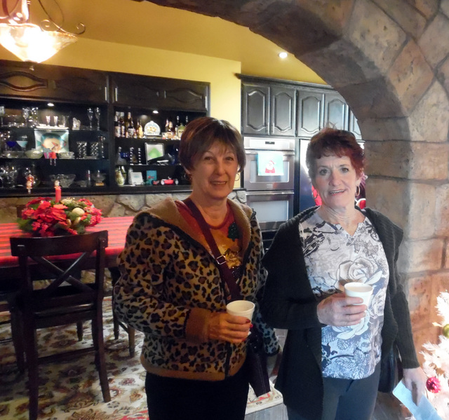 Hunter Terry/Boulder City Review
Susan Steinert, left, and Lynn Masters, both from Boulder City, loved taking in the expansive views and exploring the beautiful homes featured on the American Asso ...