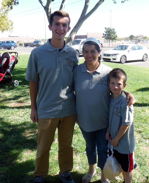 Hunter Terry/Boulder City Review
Daniel, Ruth and 7-year-old Jared Clothier enjoyed food and games with family and community members at Advanced Dental Care’s thank you picnic celebrating Dr. El ...
