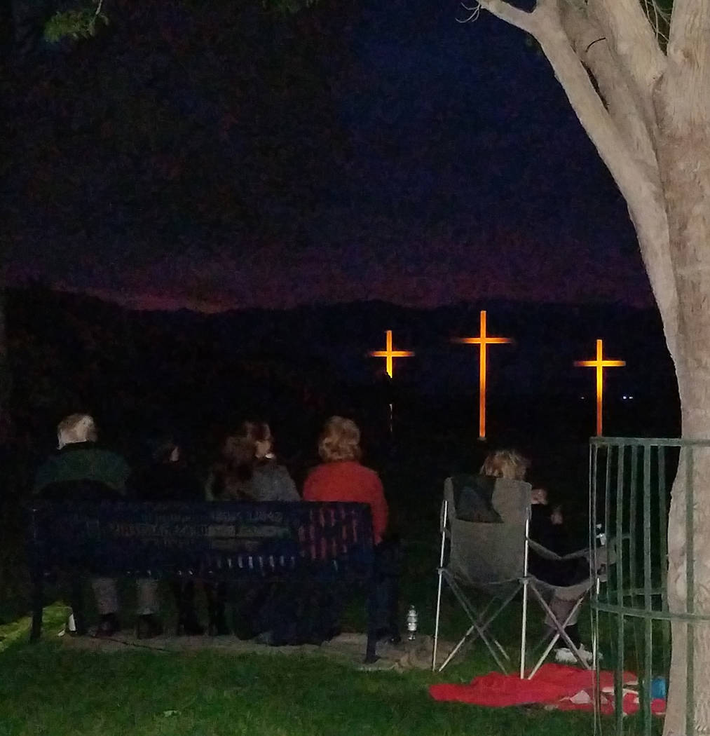 Val Olsen/Boulder City Review
About 500 people attended the Easter Sunrise Celebration presented by the Boulder City Interfaith Lay Council on Sunday in Hemenway Valley Park overlooking Lake Mead.