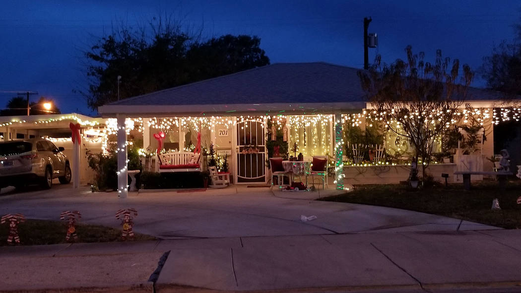 Boulder City's iconic Christmas House draws thousands every year