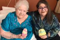(Hali Bernstein Saylor/Boulder City Review) Mary Jane Childress, left, and Lynn Blake, roommate ...