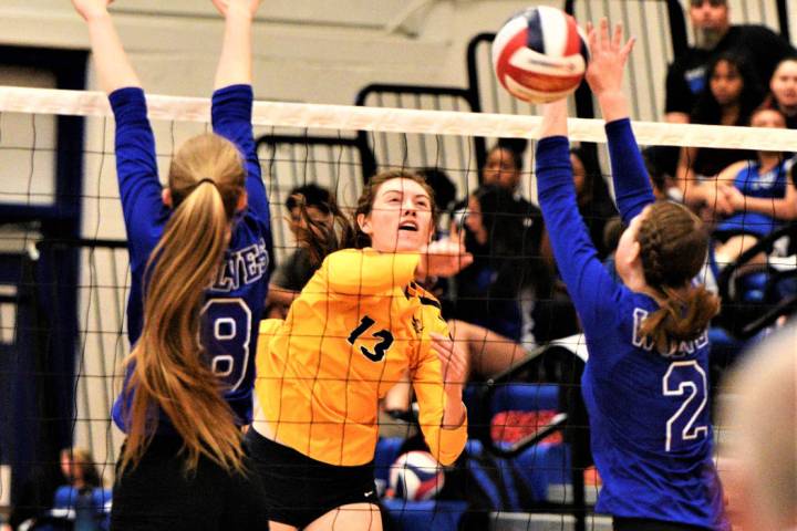 (Robert Vendettoli/Boulder City Review) Boulder City High School senior volleyball player Raega ...