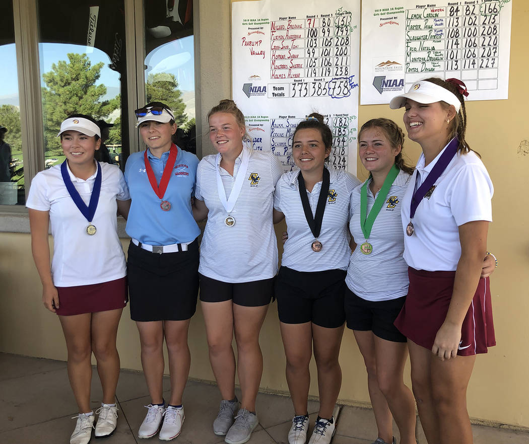 Tom Rysinski/Pahrump Valley Times Medalists at Mountain Falls Golf Club in Pahrump at the concl ...