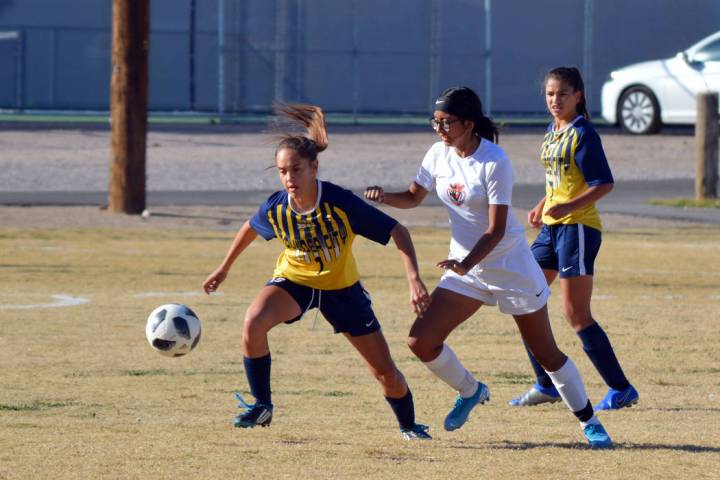 (Celia Shortt Goodyear/Boulder City Review) Boulder City High School senior Keeley Alexander go ...