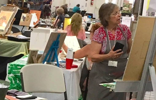 (Boulder City Art Guild) Jan Bennett demonstrated her painting skills during Boulder City Art G ...