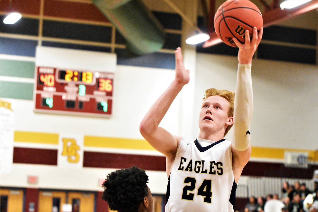 (Robert Vendettoli/Boulder City Review) Boulder City High School junior forward Matt Morton, se ...