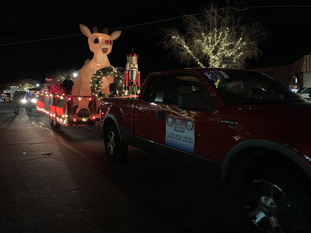 (Hali Bernstein Saylor/Boulder City Review) A giant inflatable Rudolph the Red-Nose Reindeer hi ...