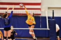 (Robert Vendettoli/Boulder City Review) Boulder City High School junior volleyball player Kamry ...