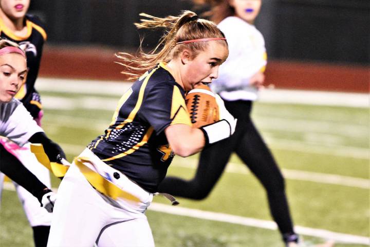 (Robert Vendettoli/Boulder City Review) Boulder City High School senior running back Makena Arb ...