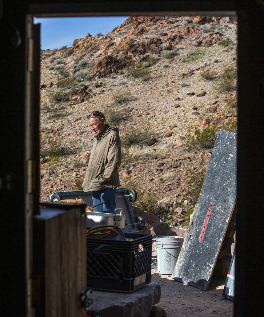 (L.E. Baskow/Las Vegas Review-Journal) Richard Roman cleans out his cave in the hills east of R ...