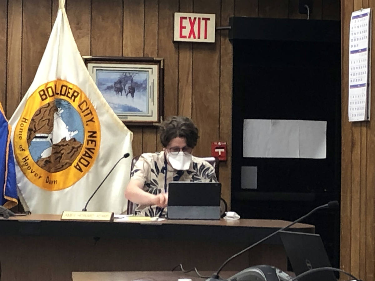 Boulder City Councilman James Howard Adams wears a mask at Tuesday's, April 28, council meetin ...