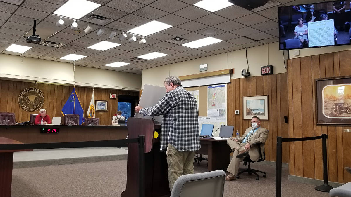 Celia Shortt Goodyear/Boulder City Review Rob Martin talks to City Council during a public comm ...