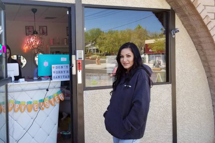 Celia Shortt Goodyear/Boulder City Review Heather Marianna, seen at her store, Beauty Kitchen, ...