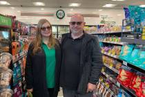 (Hali Bernstein Saylor/Boulder City Review) Amy and Tom Carvalho opened their new 7-Eleven at 1 ...