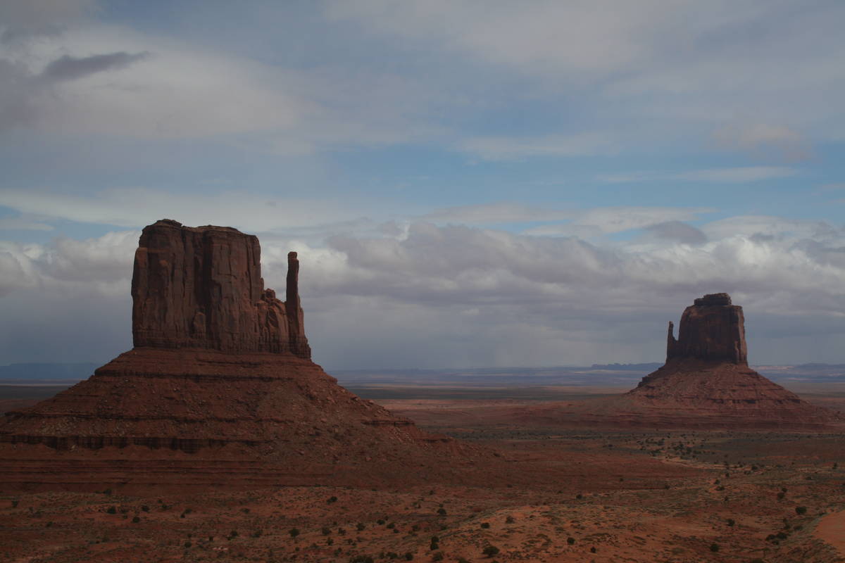 (Deborah Wall) Monument Valley Navajo Tribal park is famous for its unique rock formations, suc ...