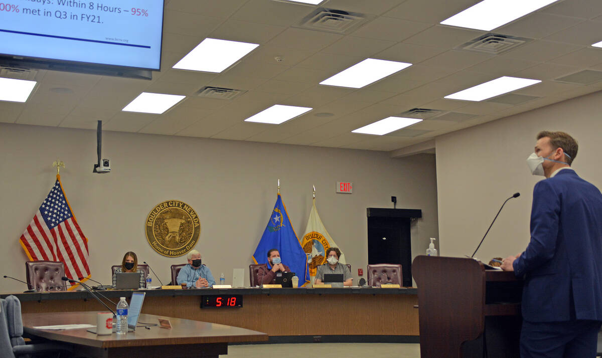 (Celia Shortt Goodyear/Boulder City Review) City Manager Taylour Tedder gives a presentation to ...