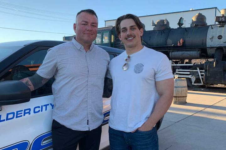 (Hali Bernstein Saylor/Boulder City Review) Todd Huff, left, a detective with Boulder City Poli ...