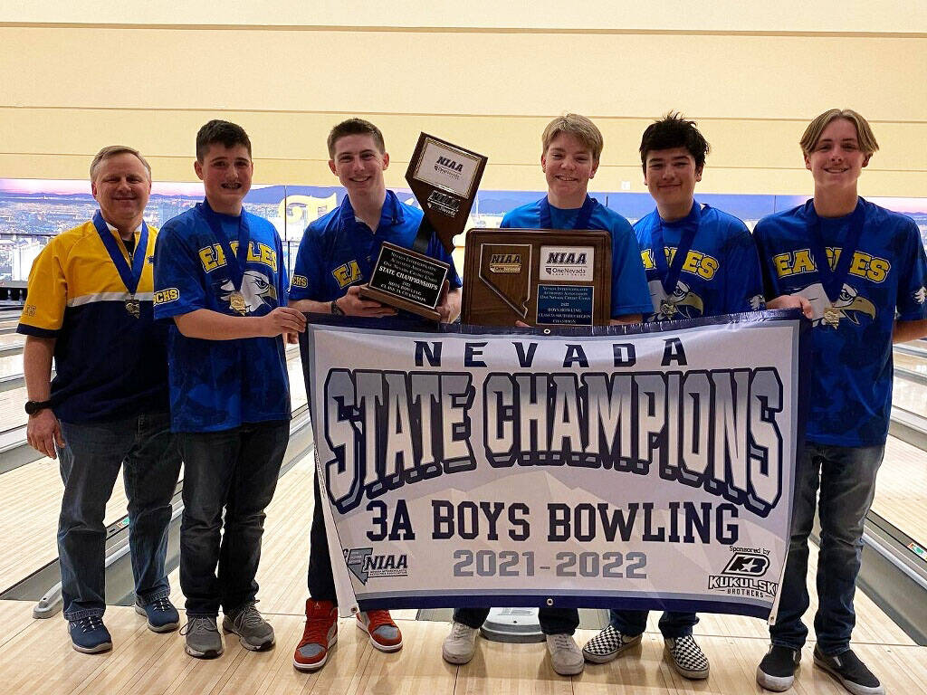 (Amy Wagner) Boulder City High School’s boys bowling team, starting second from left, Cayden ...