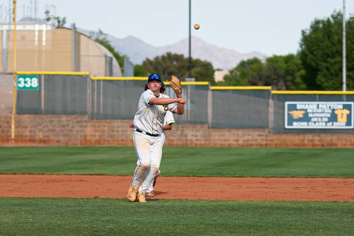 (Jamie Jane/Boulder City Review) Junior Brayden Cook comes in to make the catch during Boulder ...