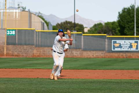(Jamie Jane/Boulder City Review) Junior Brayden Cook comes in to make the catch during Boulder ...