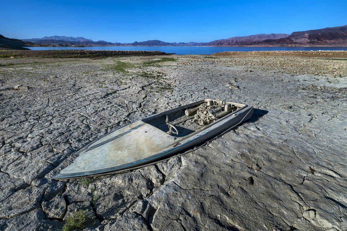 (L.E. Baskow/Las Vegas Review-Journal) Another sunken boat is revealed as the water level conti ...