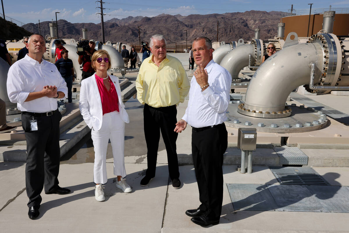 (K.M. Cannon/Las Vegas Review-Journal) Southern Nevada Water Authority General Manager John Ent ...