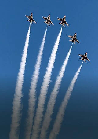 (Boulder City Review file photo The United States Air Force Thunderbirds, seen above Boulder Ci ...