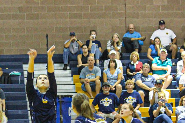 (Courtney Williams/Boulder City Review) Boulder City High School sophomore Kira Delong sets the ...