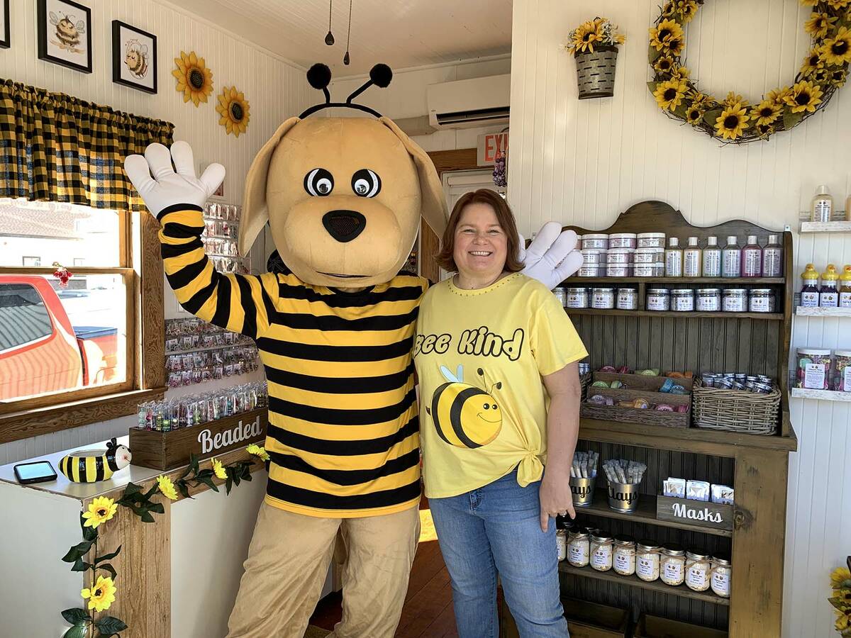 (Hali Bernstein Saylor/Boulder City Review) Becky Misa opened Little Busy Bee Shoppe at 1306 Bo ...