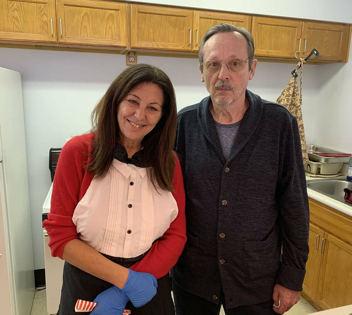 (Hali Bernstein Saylor/Boulder City Review) Val Kashtan, left, and Grady Gaines worked in the k ...