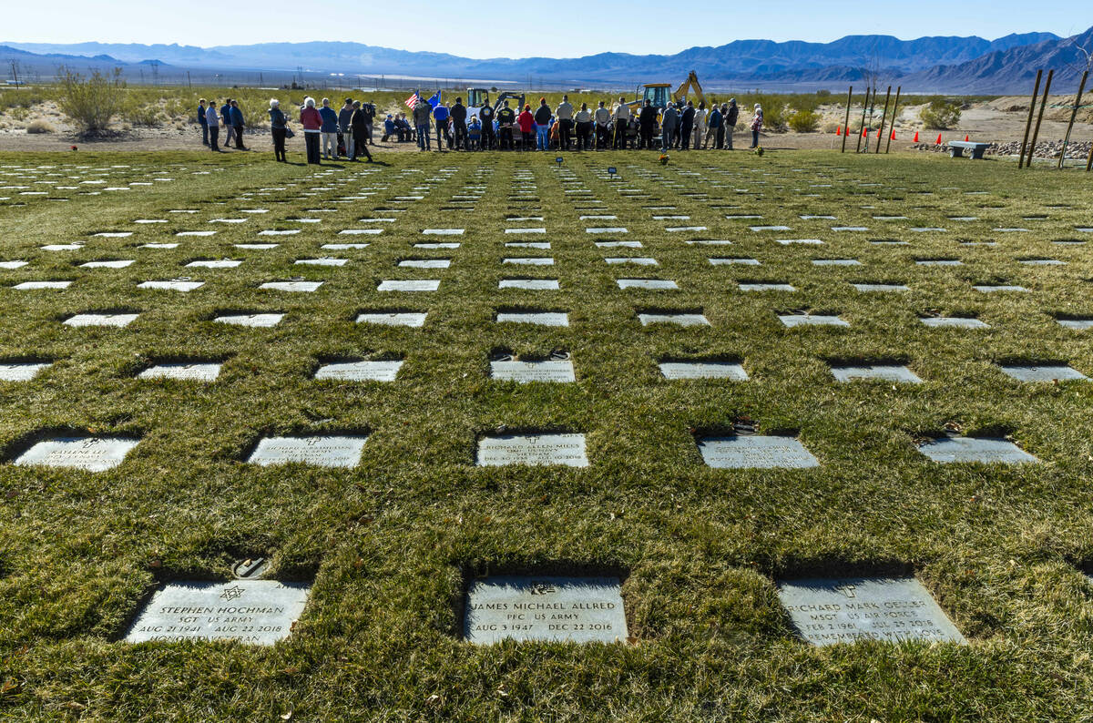 (L.E. Baskow/Las Vegas Review-Journal) More than 5,400 new in-ground burial plots and 5,700 abo ...