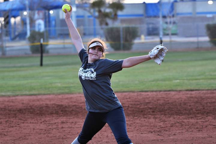 (Robert Vendettoli/Boulder City Review) Ruby Hood, a sophomore at Boulder City High School, thr ...