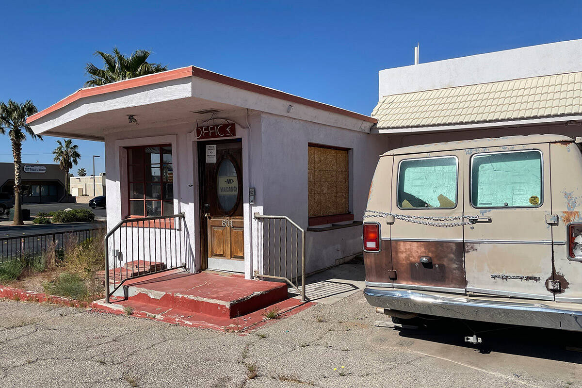 The dilapidated structure has been abandoned for a dozen years. (Bill Evans/Boulder City Review)