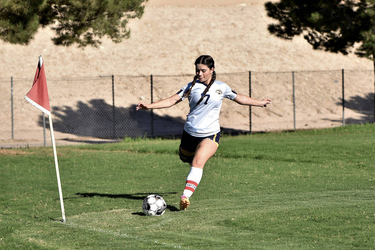 File photo Robert Vendettoli/Boulder City Review Senior Natasha Oeland advances the ball toward ...