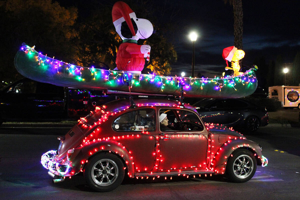 Photos by Ron Eland/Boulder City Review The annual Santa's Electric Light Parade drew what's th ...