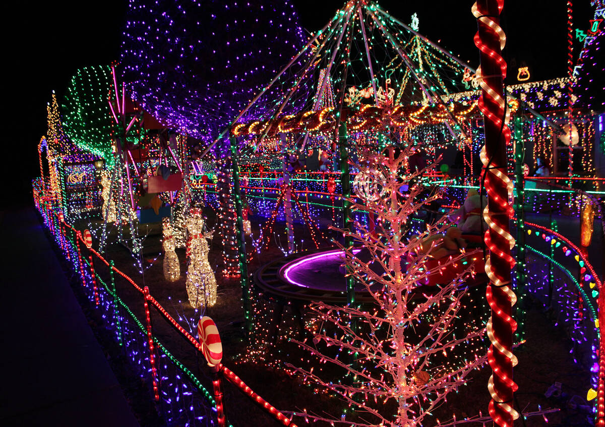 Boulder City's iconic Christmas House draws thousands every year