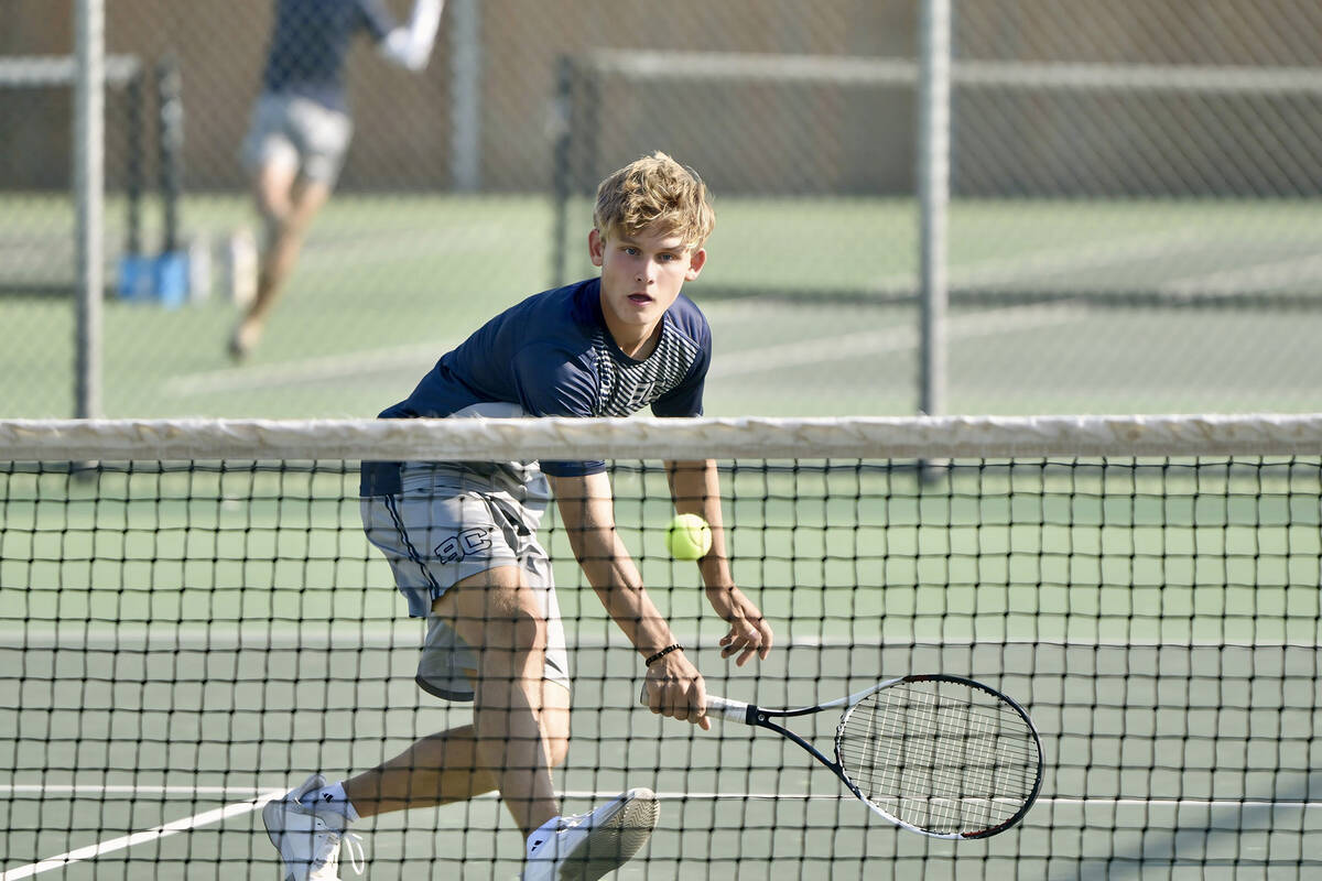 Robert Vendettoli/Boulder City Review Senior Chandler Shamo returns the ball against Liberty on ...