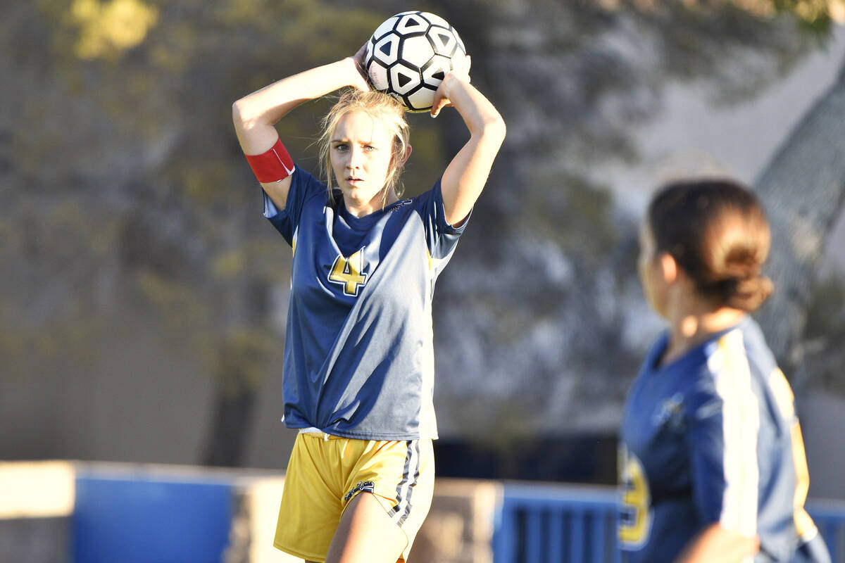 Robert Vendettoli/Boulder City Review Senior Makayla Nelson inbounds the ball against Pahrump V ...