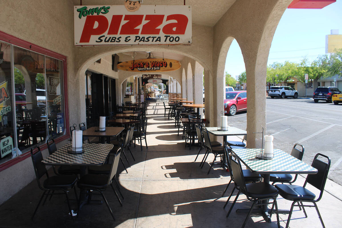 Ron Eland/Boulder City Review Widening the sidewalks will allow tables to remain while also all ...