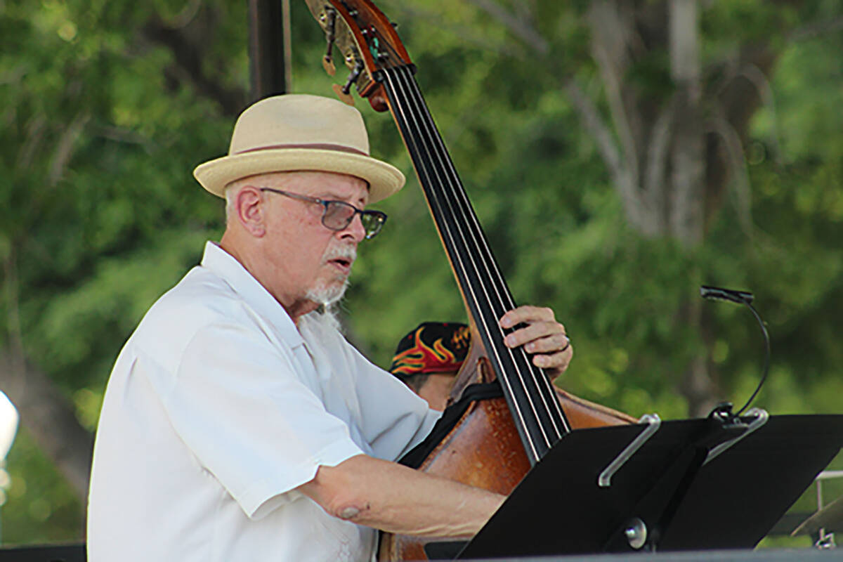 Bill Bailey on bass.