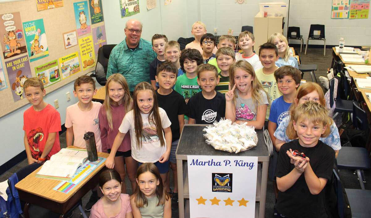 Ron Eland/Boulder City Review Martha P. King teacher Robert Wojciechowski, who is retiring at t ...