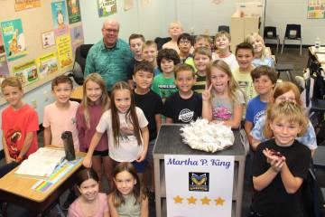 Ron Eland/Boulder City Review Martha P. King teacher Robert Wojciechowski, who is retiring at t ...