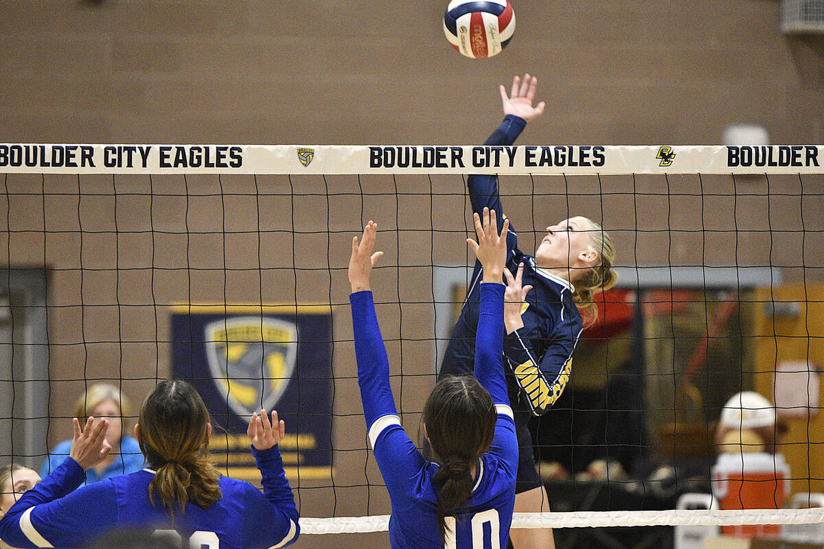 Robert Vendettoli/Boulder City Review Eagles star Ivy Dineen goes up for a spike against Cristo ...