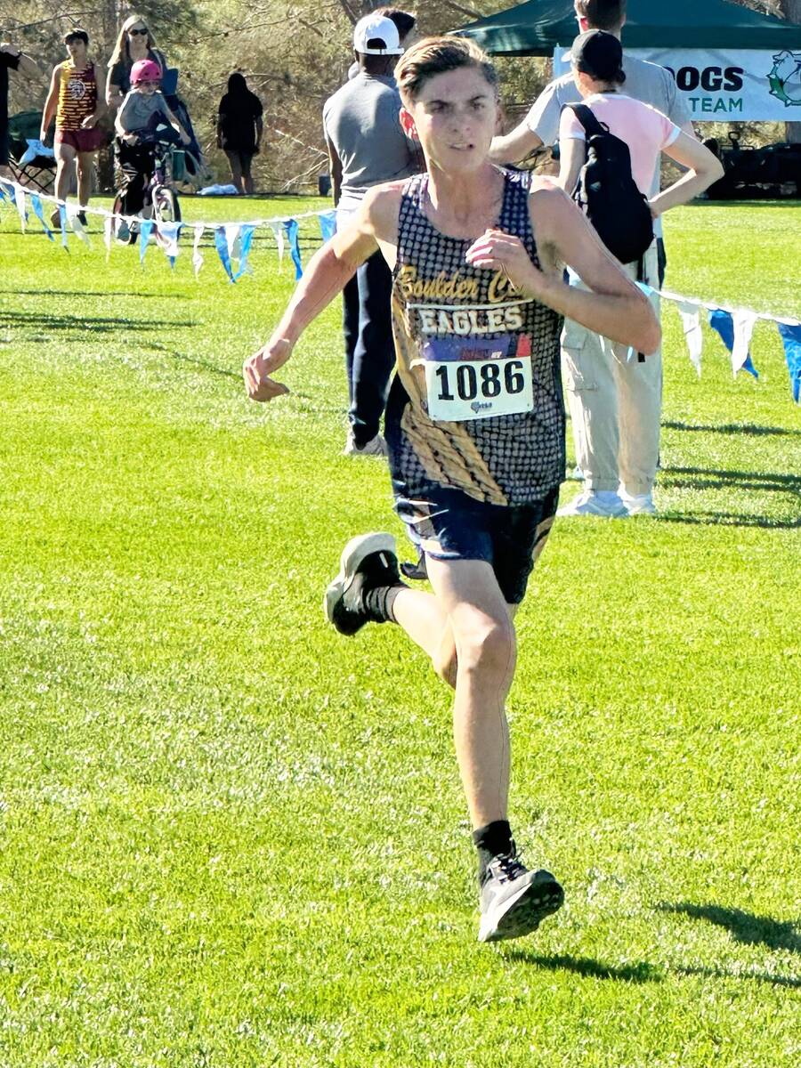 Robert Vendettoli/Boulder City Review Cameron Riley crosses the finish line at Veterans Memori ...