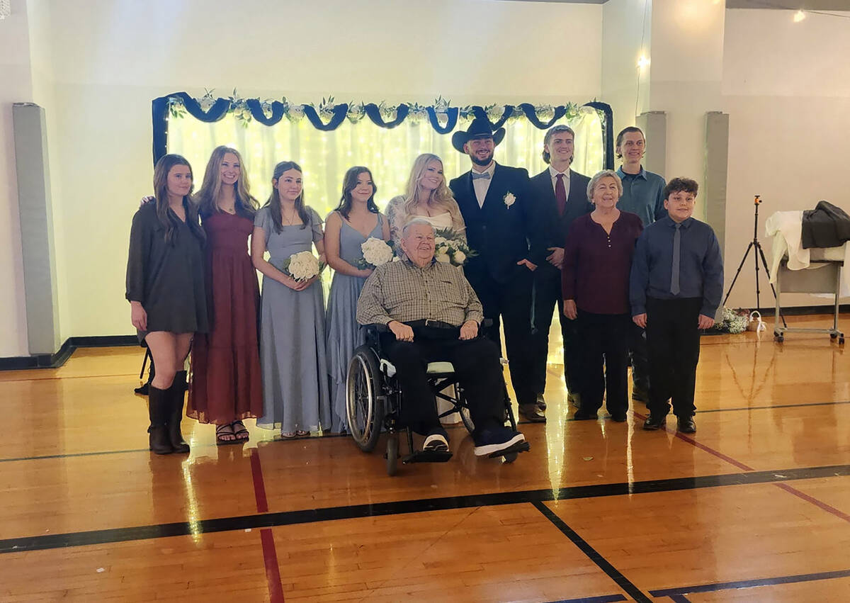 Courtesy photo Roy Poindexter is joined by several family members last Saturday for the wedding ...