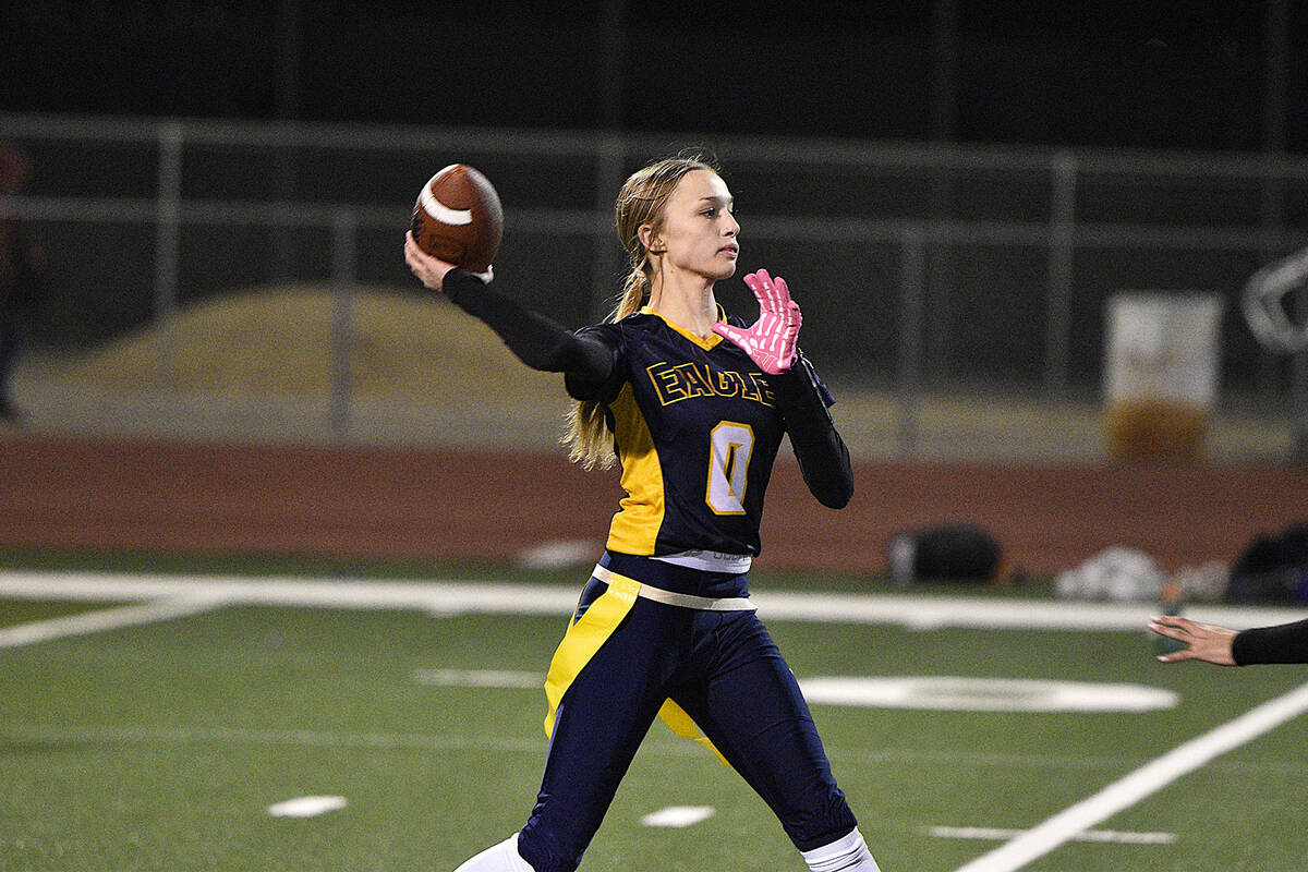 Robert Vendettoli/Boulder City Review Eagles star quarterback Tessa Hess drops back to pass aga ...