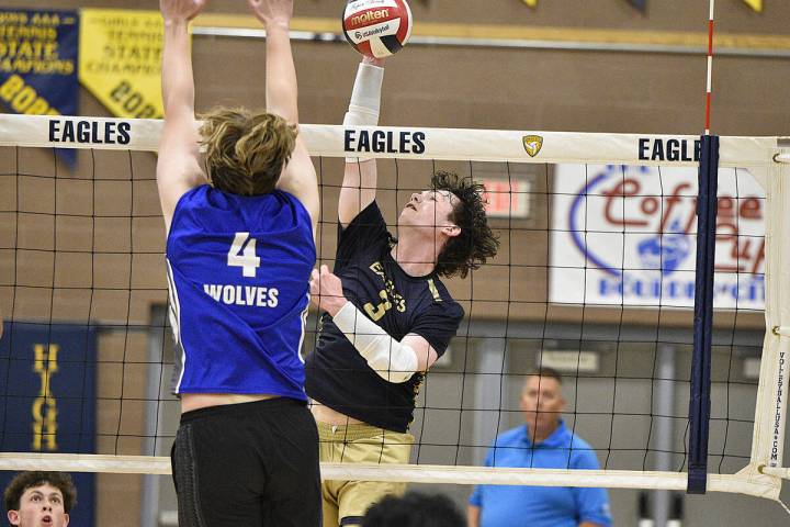 Robert Vendettoli/Boulder City Review Boulder City boys volleyball star David Zwahlen spikes th ...